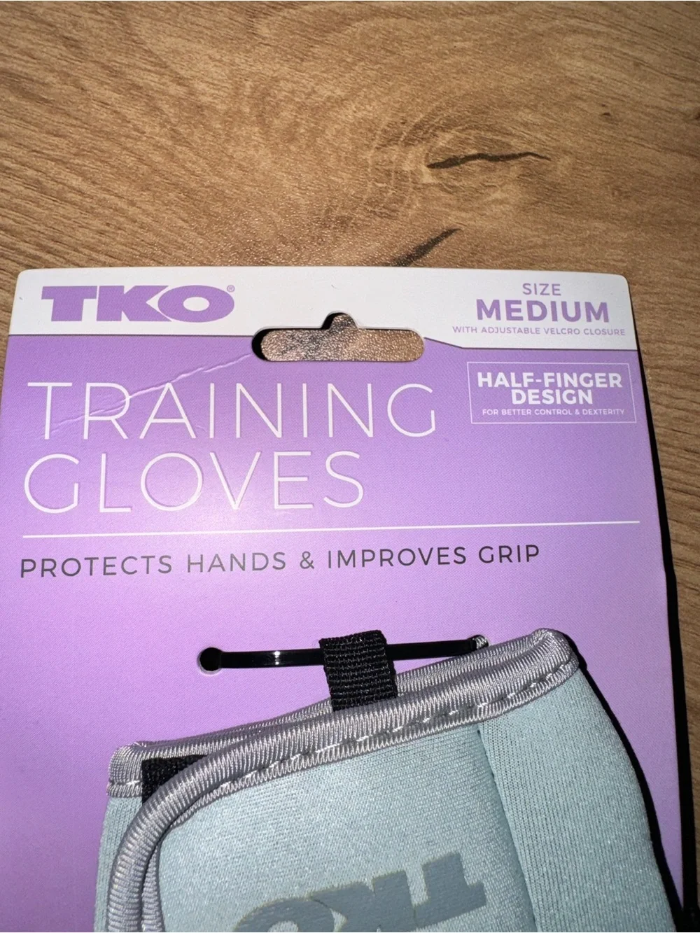 NWT TKO Women’s Training Gloves Medium Half Finger Weight Lifting Gym Gray